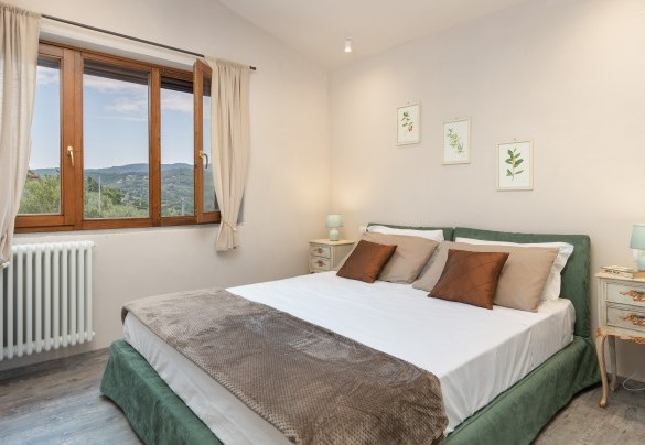 Double bedroom on the first floor – Terrazza sulla valle