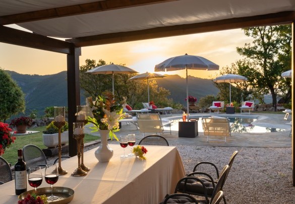 Veranda esterna per cene al fresco - Terripi