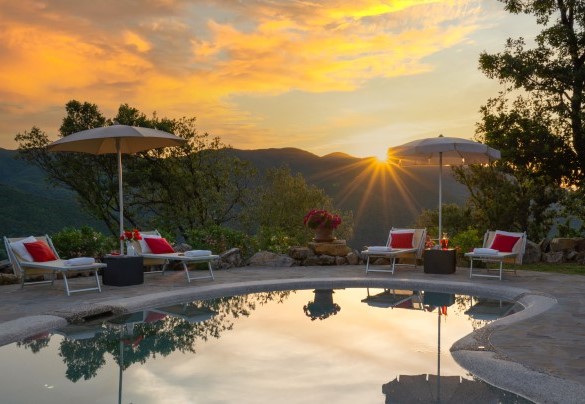 La piscina al tramonto - Terripi