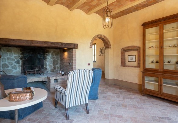 Reading area with fireplace - Terripi