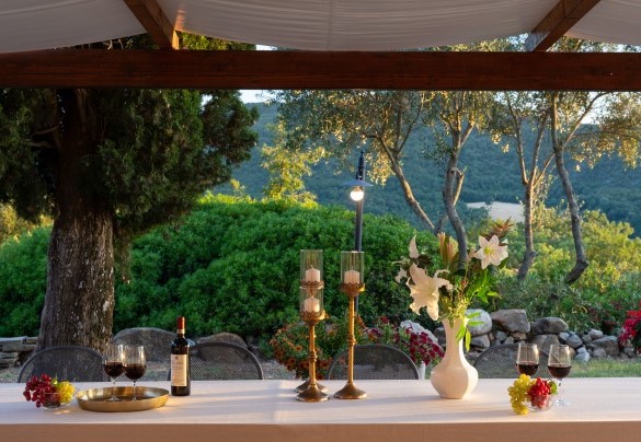 Veranda esterna per cene al fresco - Terripi