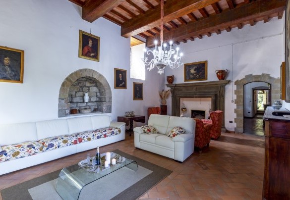 L’area living al piano terra - Torre di Paciano