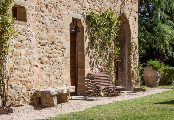 The main entrance of the house - Torre di Paciano