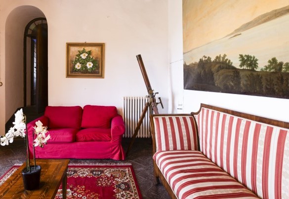 L’area living al primo piano - Torre di Paciano
