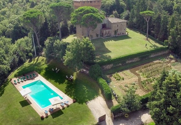 The fantastic property seen from above - Torre di Paciano