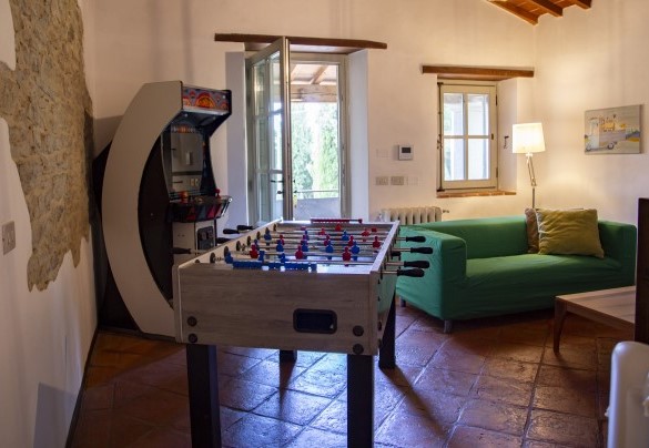 The games room on the first floor - Torre Ginestre