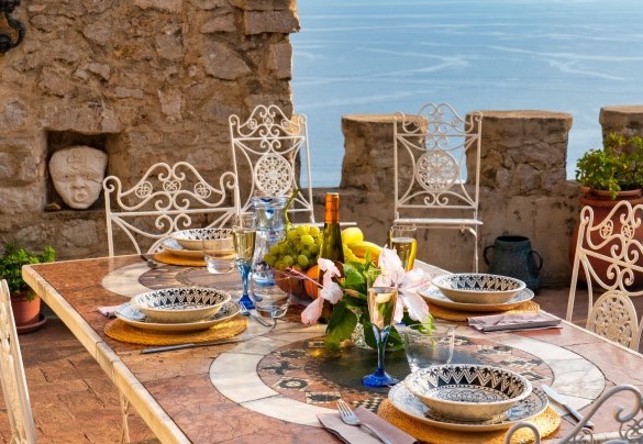 The dining table on the main terrace - Torre Grimaldi