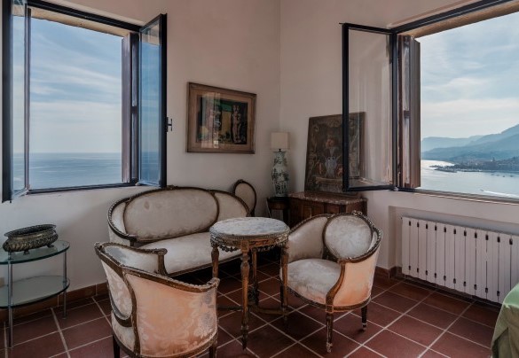 The elegant living room with beautiful views to the third level of the tower - Torre Grimaldi