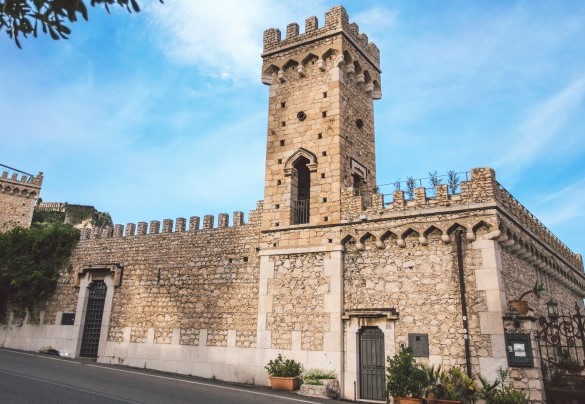 L'ingresso della torre - Torre Pirandello