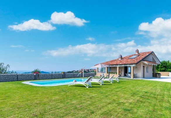 Un “nido” pronto ad accogliere gli Ospiti per una vacanza all’insegna del relax e della tranquillità - Villa Tramonto Albese