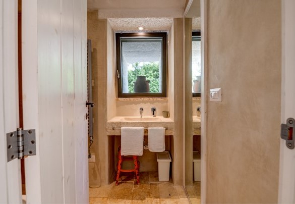 Bagno con doccia n.1 - Trullo Luna