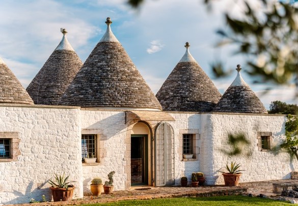 The entrance of the trullo - Trullo Magnifico