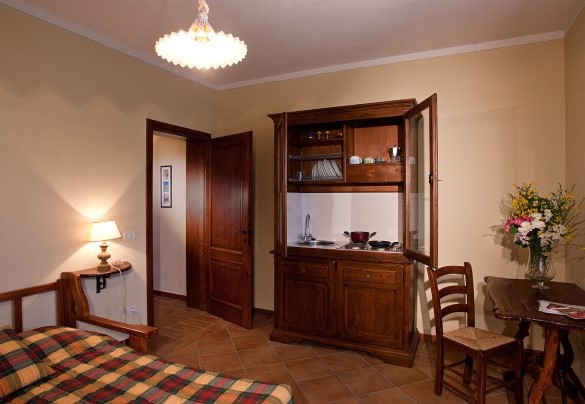 Double bedroom on the first floor - Val di Marco  