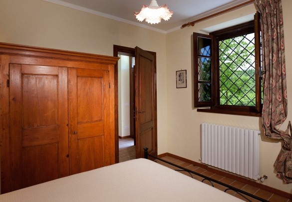 Double bedroom on the ground floor - Val di Marco   