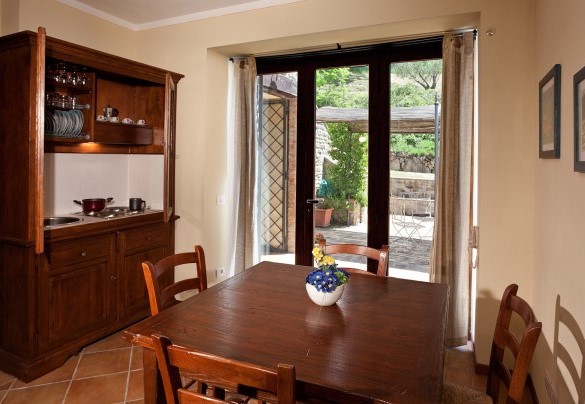 Kitchenette on the ground floor - Val di Marco  