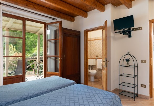 Camera matrimoniale con letto divisibile n.8 in annesso 1 - Valleverde