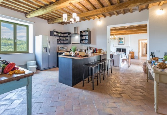 The large bright and equipped kitchen - Villa A Casa di Giovanni