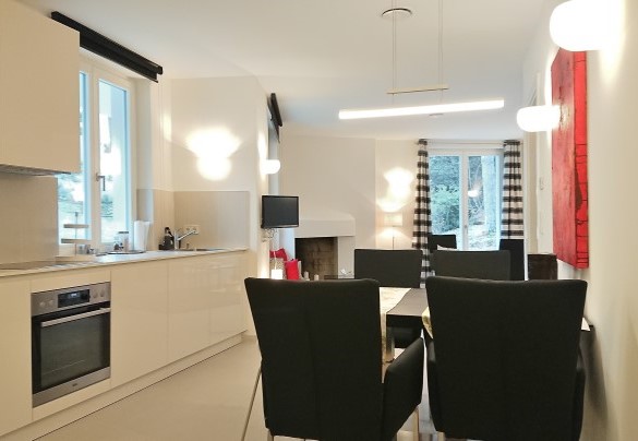 Cucina e tavolo da pranzo al primo piano - Villa Abetaia