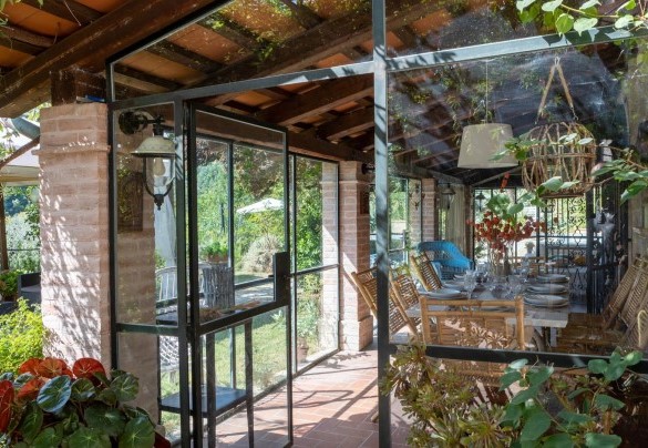 The splendid portico with outdoor dining room – Villa Agave