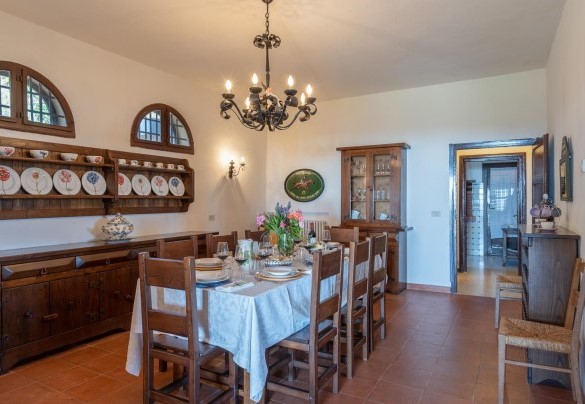 Open space con salotto ed area da pranzo –Villa Ai Venti