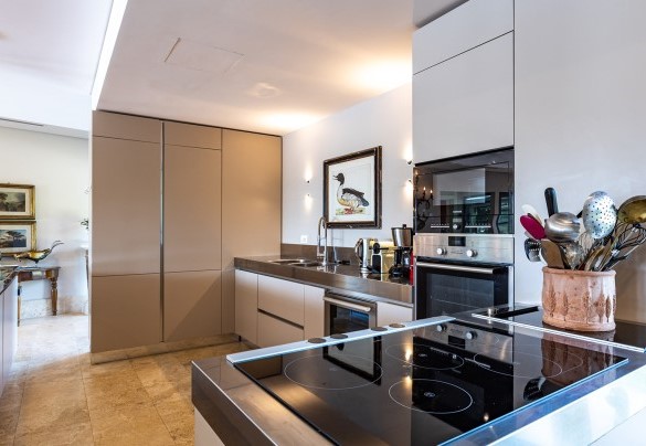 La moderna cucina completamente attrezzata - Villa Airone
