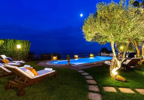 Il panorama notturno - Villa Alba