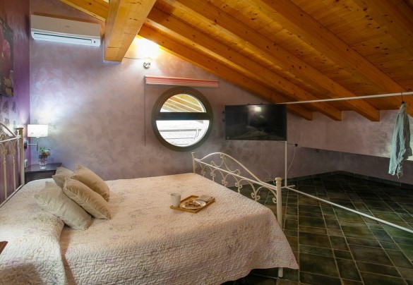 The double bedroom n. 2 on the upper floor - Villa Alessia