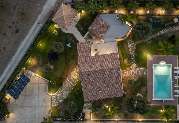 Villa Alessia by night - Villa Alessia