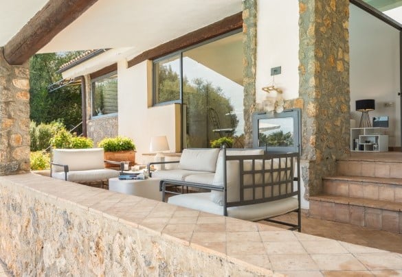 The large French window between the living room and the porch - Villa Althaea