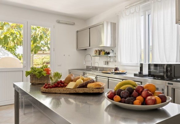 Professional Kitchen – Villa Ambra 