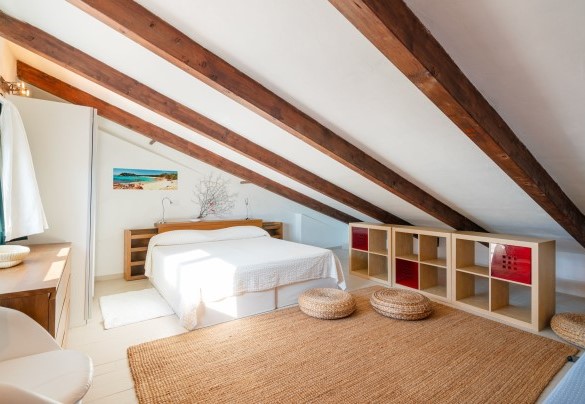 Double bedroom n.5 with divisible beds with en-suite bathroom with shower – Villa Ambra