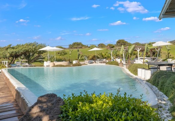 Seawater swimming pool – Villa Ambra