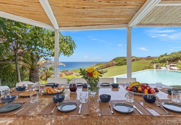 Outdoor living area – Villa Ambra