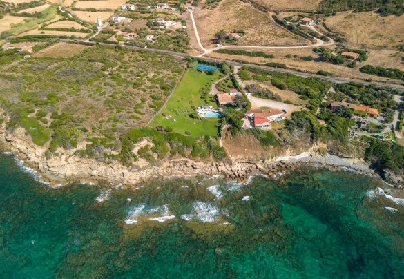 Overview of the villa on the Golfo dell’Asinara – Villa Ambra