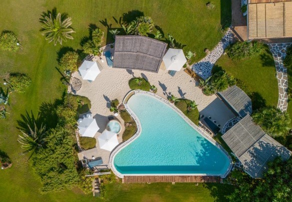 Aerial view of the villa and swimming pool – Villa Ambra