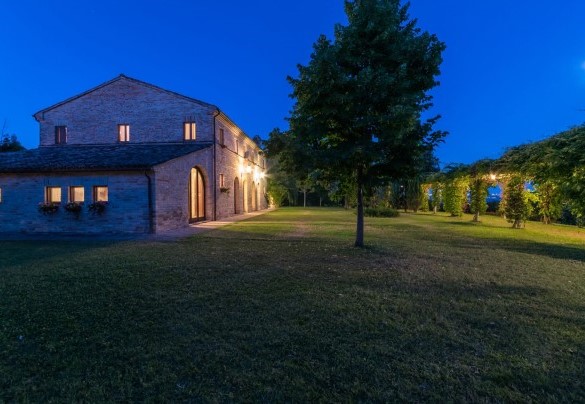 Panorama notturno - Villa Ambrah 12+1