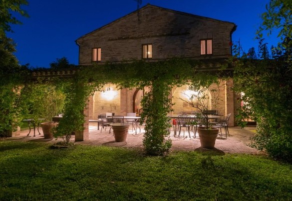 Panorama notturno - Villa Ambrah 12+1