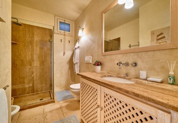 Bagno con doccia n.2 - Villa Ananda