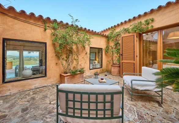 Accesso diretto alle aree esterne da tutti gli ambienti della villa - Villa Ananda
