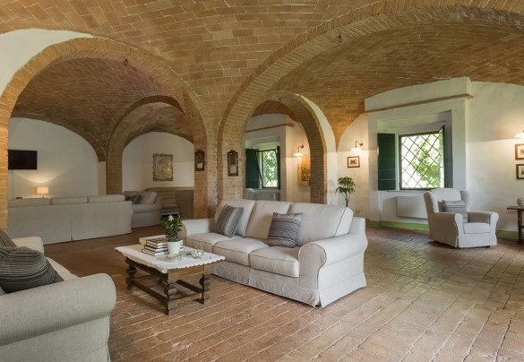 Panoramica dell'ampio salotto - Villa Angelini