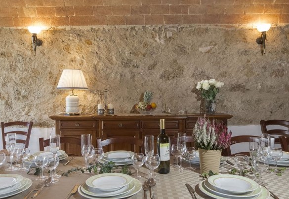 La spaziosa sala da pranzo- Villa Angelini