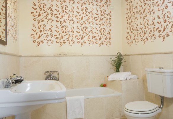 Bagno en suite con vasca n. 6- Villa Angelini