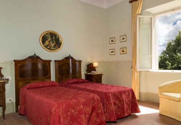 Camera doppia con letti unibili n.2 con bagno en suite con doccia al piano terra- Villa Angelini
