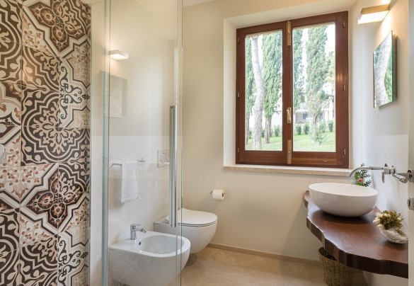 Bagno n.1 con doccia al piano terra - Villa Anna Elisa