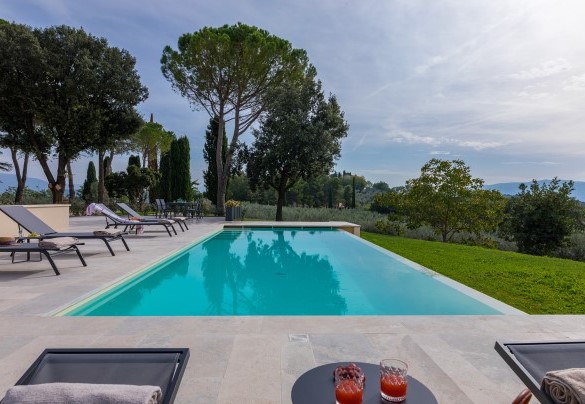 La meravigliosa piscina a sfioro - Villa Anna Elisa