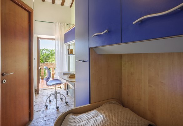 Single bedroom n.7 with direct access to the terrace on the second floor - Villa Ardente