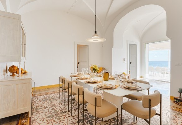 Dining room on the lower floor - Villa Aristula