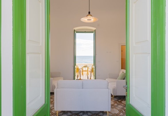 The living room with access to the veranda - Villa Aristula