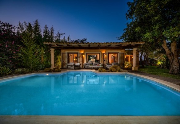 Atmosfera notturna – Villa Ashram