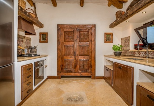Cucina attrezzata – Villa Ashram